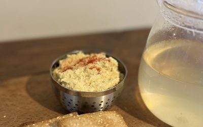 Szezámos ropogós csicseriborsókrémmel