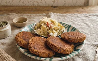 Quinoa-csicseriborsó fasírt
