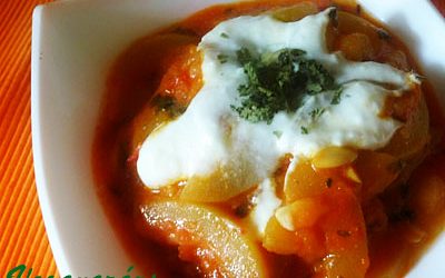 Lauki tamatar sabji – azaz paradicsomos kolbásztök